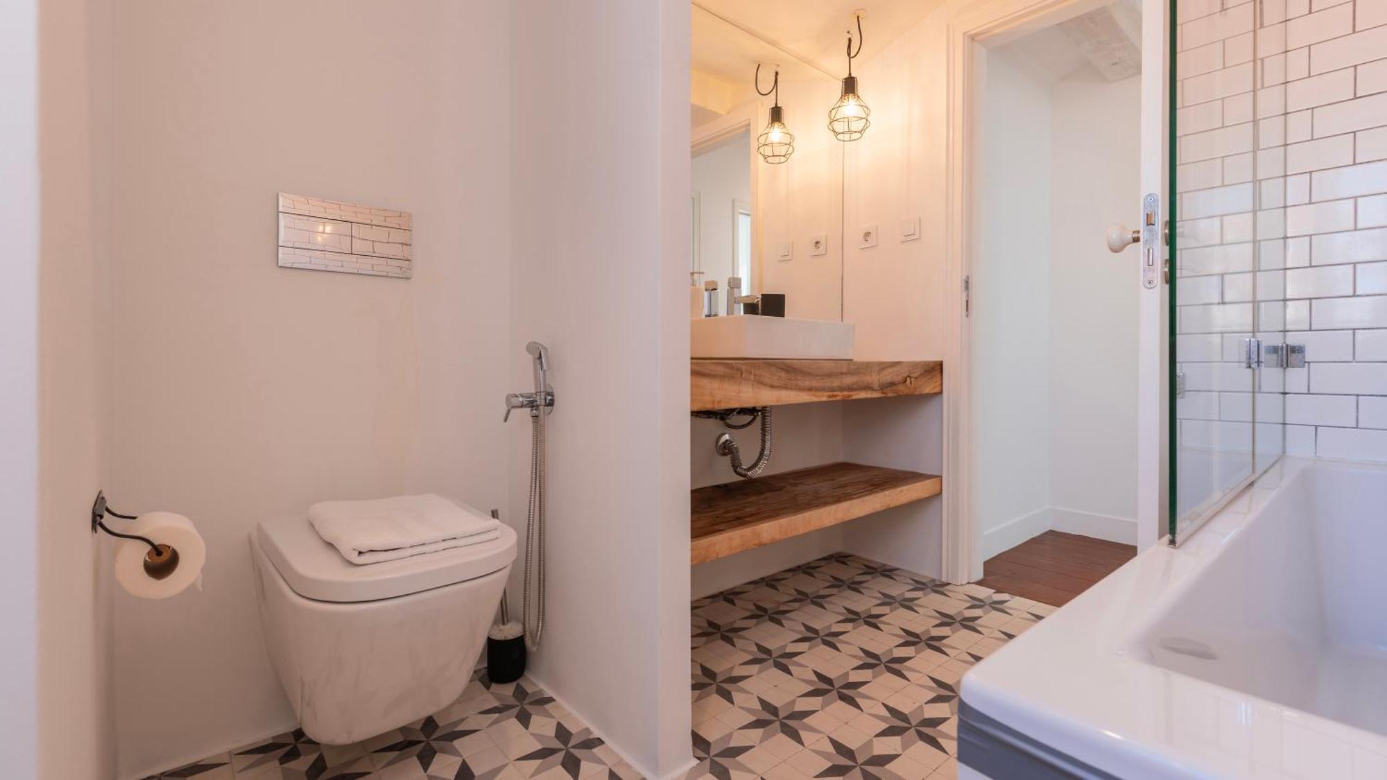 Charming 3Bdr Duplex In City Center By Lovelystay Lisabona Exterior foto